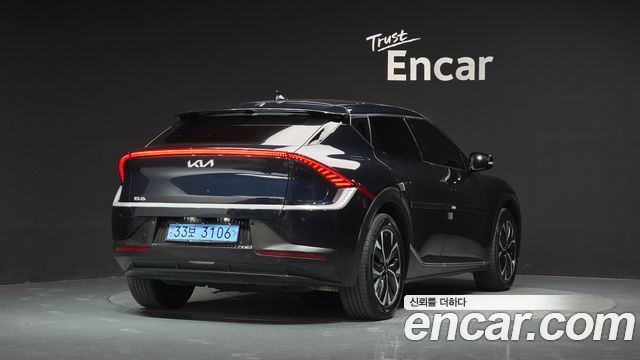 Kia EV6 Standard 4WD Air 2022 — фото 2