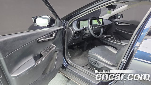 Kia EV6 Standard 4WD Air 2022 — фото 10
