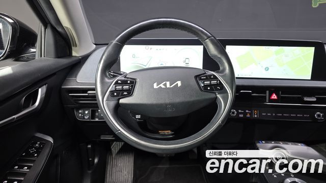 Kia EV6 Standard 4WD Air 2022 — фото 14