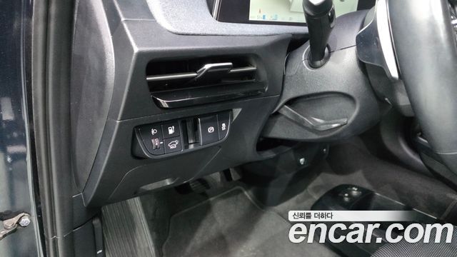 Kia EV6 Standard 4WD Air 2022 — фото 18