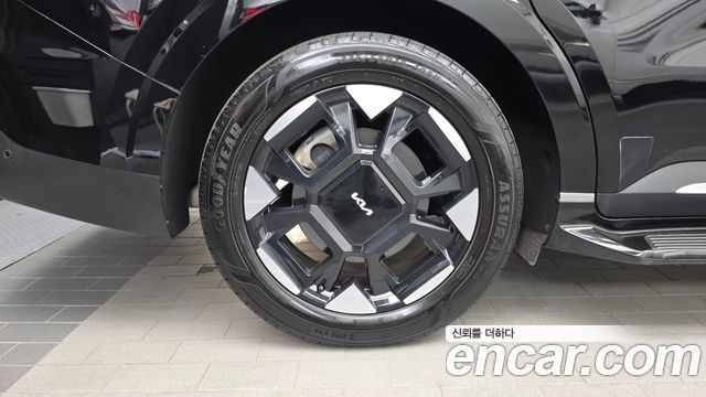 Kia Carnival (IV) HEV 9seater Nobless 2024 — фото 5