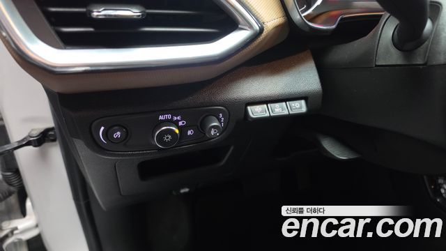 Chevrolet Trailblazer 1.3 Turbo 2WD Activ 2022 — фото 28