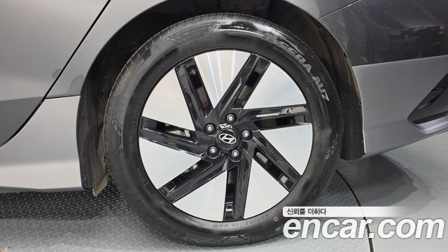 Hyundai Ioniq 6 Standard E-Value+ 2025 — фото 27