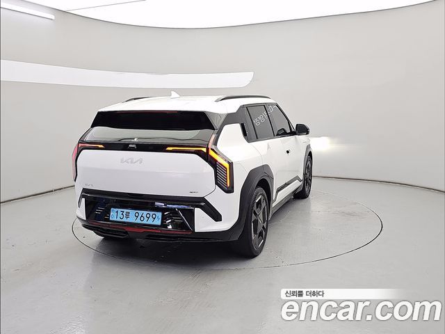 Kia EV3 Long Range 2WD GT Line 2025 — фото 3