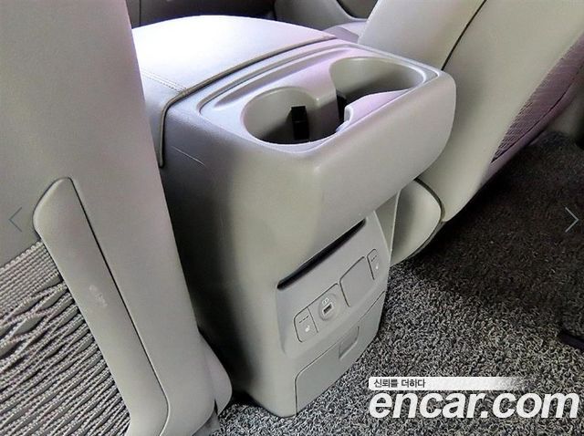 Kia Carnival 9-Seater Luxury 2019 — фото 20