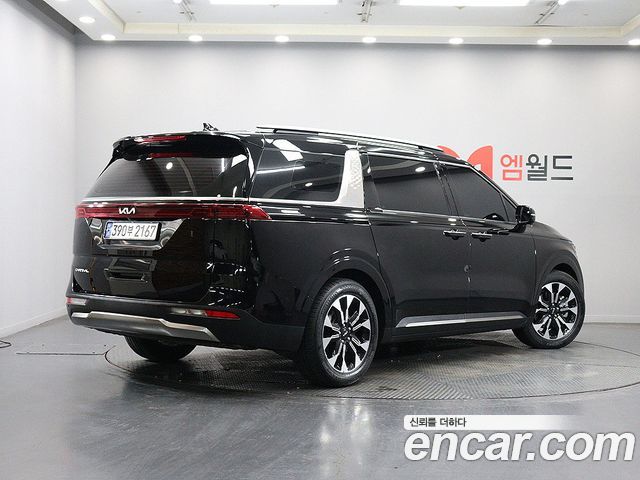 Kia Carnival (IV) Gasoline 7-Seater Signature 2023 — фото 3