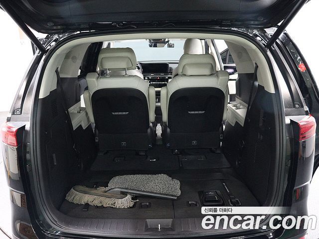 Kia Carnival (IV) Gasoline 7-Seater Signature 2023 — фото 5