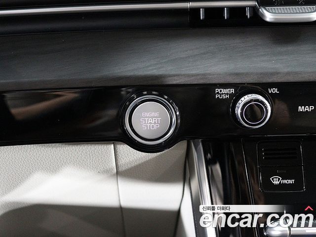 Kia Carnival (IV) Gasoline 7-Seater Signature 2023 — фото 9