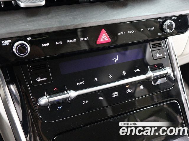 Kia Carnival (IV) Gasoline 7-Seater Signature 2023 — фото 10