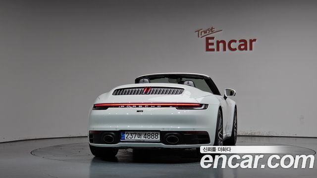Porsche 911 (992) Carrera 4 Cabriolet 2024 — фото 4
