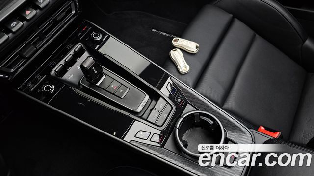 Porsche 911 (992) Carrera 4 Cabriolet 2024 — фото 9