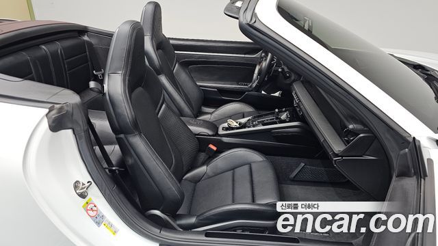 Porsche 911 (992) Carrera 4 Cabriolet 2024 — фото 26