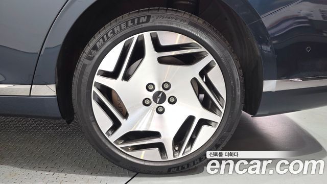Genesis G90 (RS4) Gasoline 3.5 Turbo e-S/C AWD LWB 2022 — фото 21