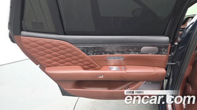 Genesis G90 (RS4) Gasoline 3.5 Turbo e-S/C AWD LWB 2022 — фото 25