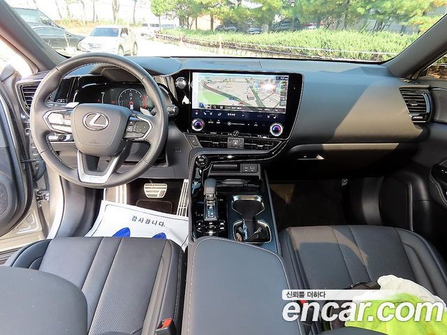 Lexus NX450h+ (II) F-Sport 2025 — фото 7