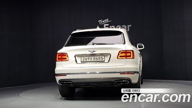Bentley Bentayga 4.0 V8 2019 — фото 4