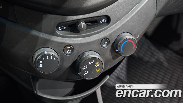 Chevrolet Spark LS Star 2012 — фото 23