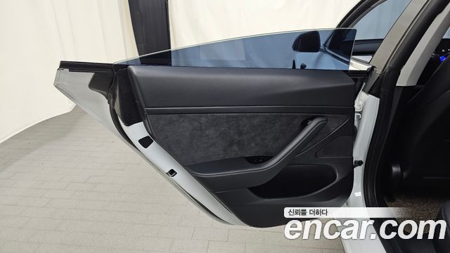 Tesla Model 3 Standard Range Plue RWD 2020 — фото 25