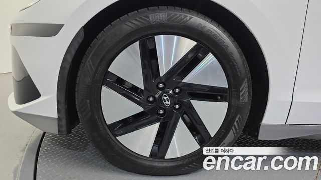Hyundai Ioniq 6 Long Range Exclusive 2023 — фото 5