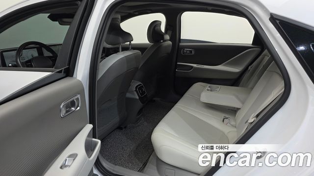Hyundai Ioniq 6 Long Range Exclusive 2023 — фото 12