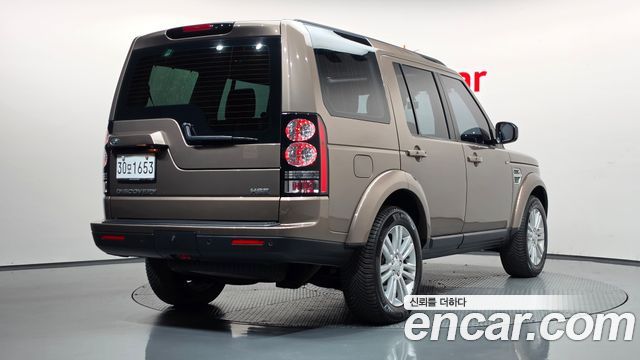 Land Rover Discovery 4 3.0 SDV6 HSE 2015 — фото 2