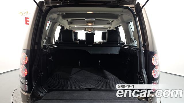 Land Rover Discovery 4 3.0 SDV6 HSE 2015 — фото 16