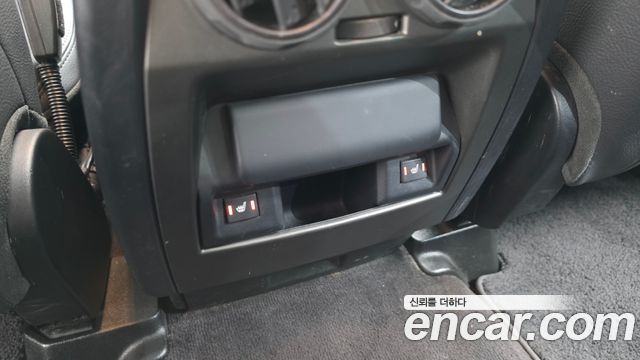 Land Rover Discovery 4 3.0 SDV6 HSE 2015 — фото 17