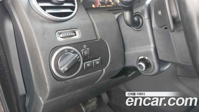 Land Rover Discovery 4 3.0 SDV6 HSE 2015 — фото 20