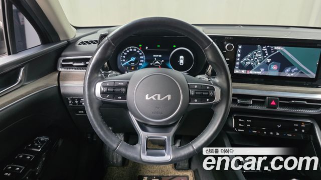 Kia K5 (III) 2.0 Noblesse 2022 — фото 15
