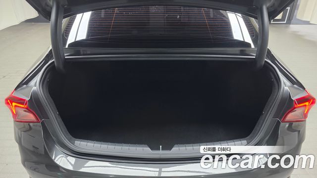 Kia K5 (III) 2.0 Noblesse 2022 — фото 17