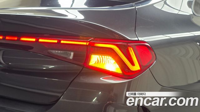 Kia K5 (III) 2.0 Noblesse 2022 — фото 23