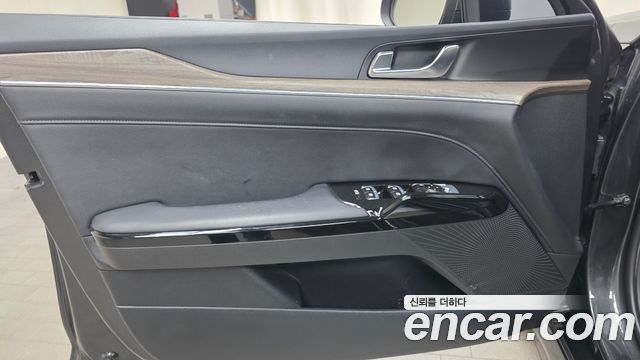 Kia K5 (III) 2.0 Noblesse 2022 — фото 24