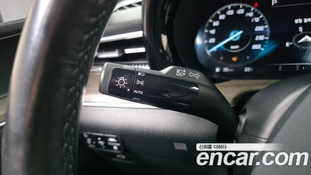 Kia K5 (III) 2.0 Noblesse 2022 — фото 27