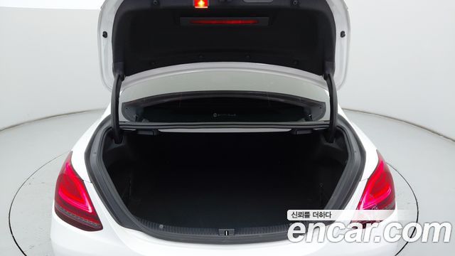Mercedes-Benz C-Class (W205) C220 d Avantgarde 2019 — фото 23