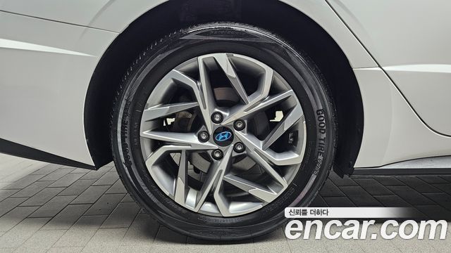 Hyundai Sonata (DN8) 2.0 LPG(rental car) Smart 2020 — фото 5
