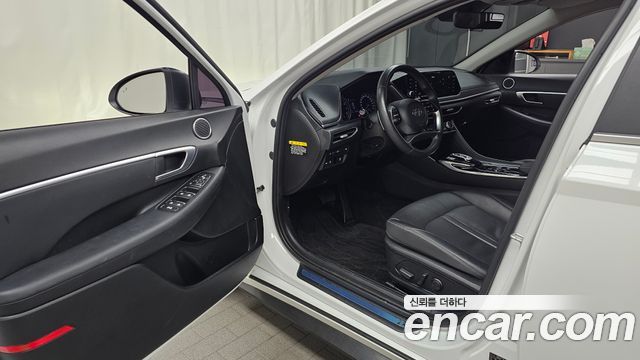 Hyundai Sonata (DN8) 2.0 LPG(rental car) Smart 2020 — фото 10