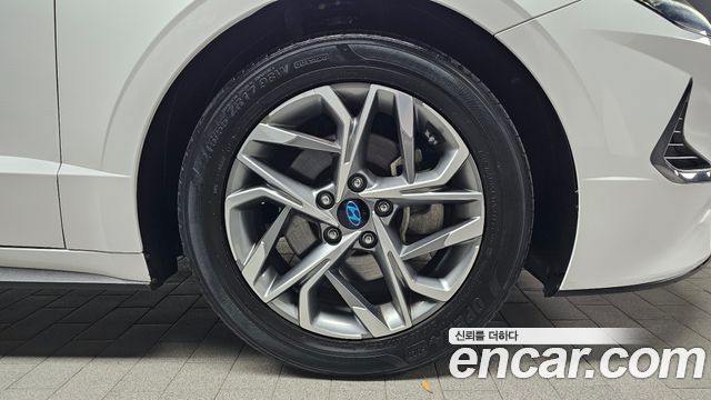 Hyundai Sonata (DN8) 2.0 LPG(rental car) Smart 2020 — фото 21