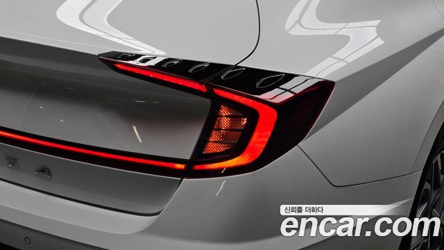 Hyundai Sonata (DN8) 2.0 LPG(rental car) Smart 2020 — фото 23