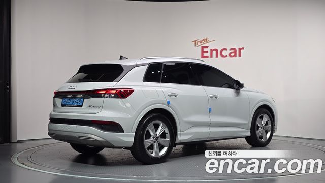 Audi Q4 e-tron (F4) 40 2023 — фото 2