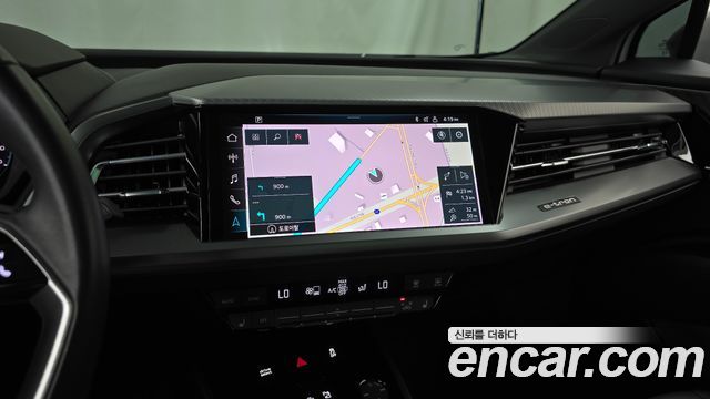 Audi Q4 e-tron (F4) 40 2023 — фото 12