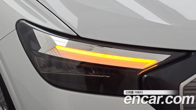 Audi Q4 e-tron (F4) 40 2023 — фото 22