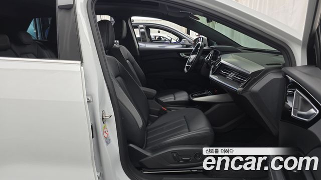 Audi Q4 e-tron (F4) 40 2023 — фото 26