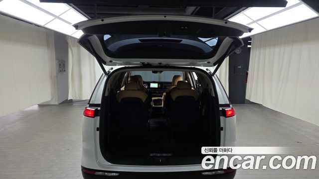 Kia Carnival (IV) Diesel 9-Seater Noblesse 2023 — фото 17