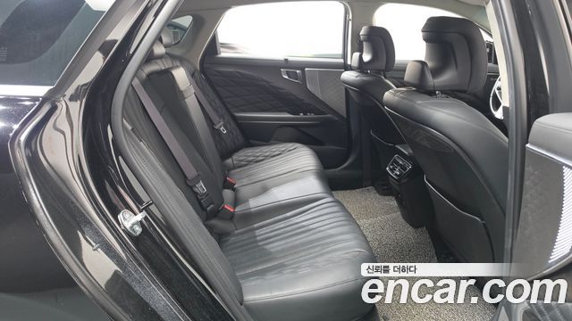 Kia K8 2.5 Gasoline 2WD Signature 2023 — фото 11