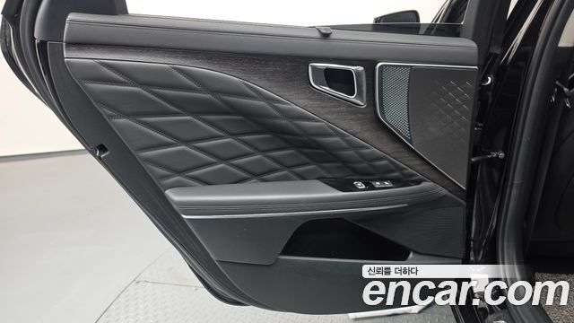 Kia K8 2.5 Gasoline 2WD Signature 2023 — фото 25