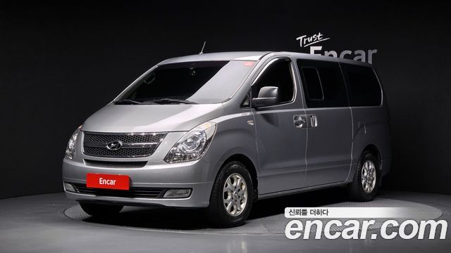 Hyundai Grand Starex 5-Seater VAN CVX Luxury 2015 — фото 1