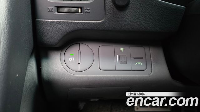 Hyundai Grand Starex 5-Seater VAN CVX Luxury 2015 — фото 17