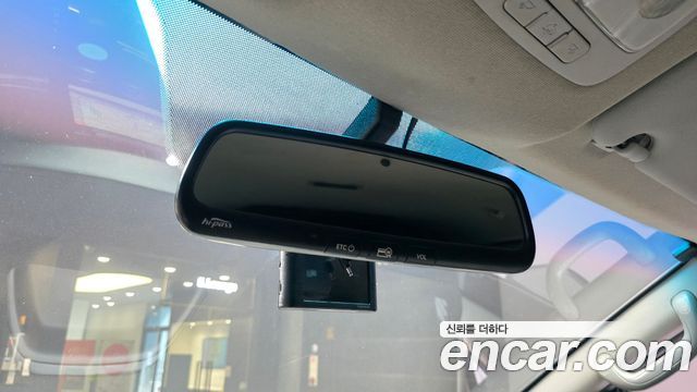 Hyundai Grand Starex 5-Seater VAN CVX Luxury 2015 — фото 19