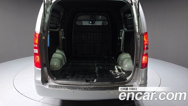 Hyundai Grand Starex 5-Seater VAN CVX Luxury 2015 — фото 20