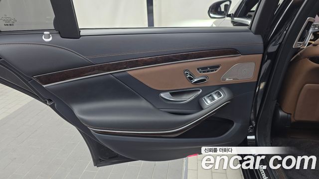 Mercedes-Benz S-Class (W222) S560L 4MATIC 2020 — фото 31
